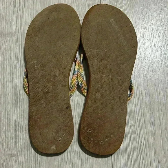 Roxy flip flops - Picture 3 of 4